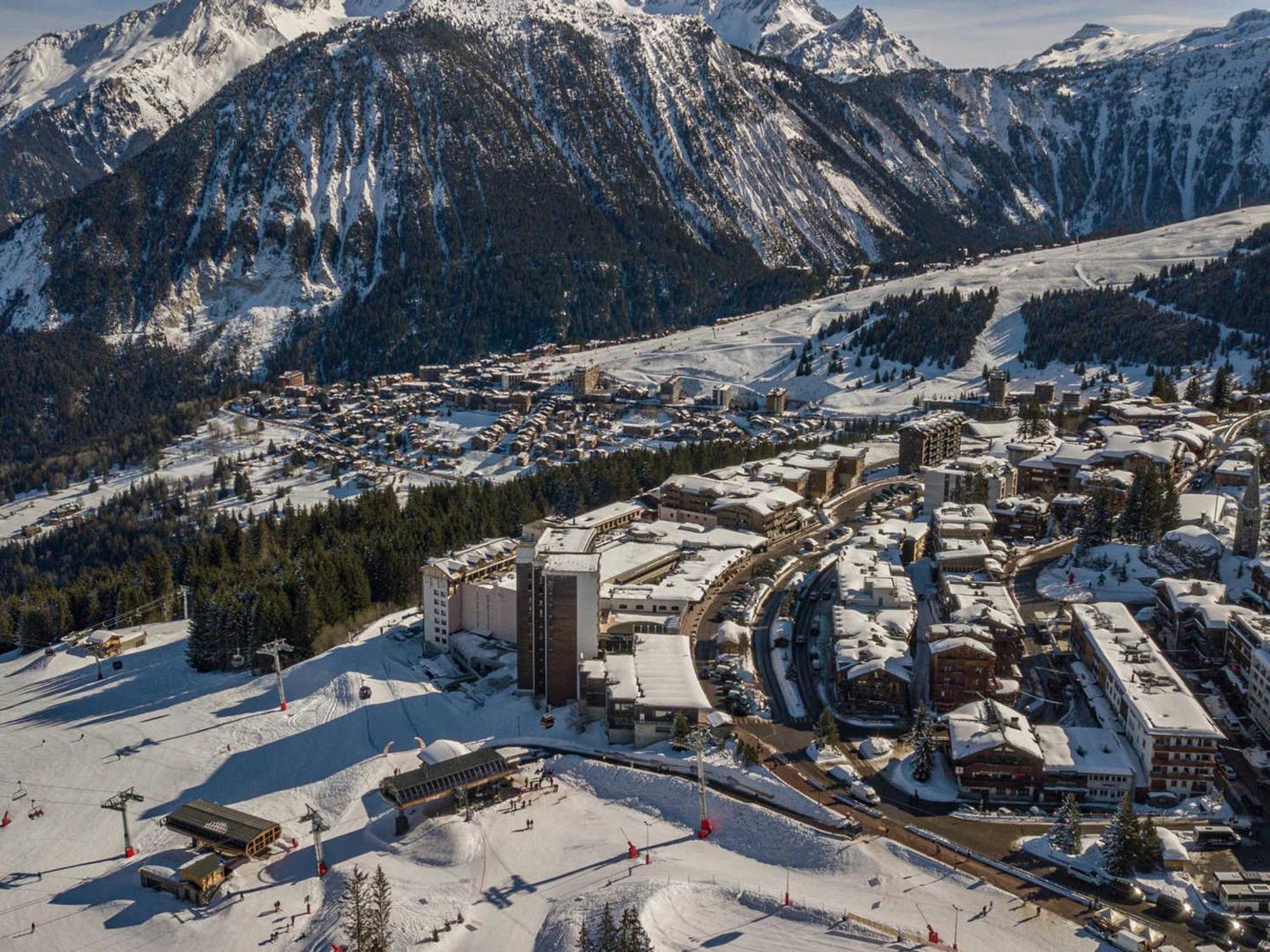 Appartement Renove Avec Acces Direct Aux Pistes, 3 Chambres, Courchevel 1850 - Fr-1-564-75 Exterior photo